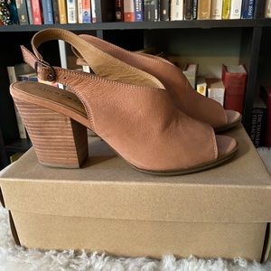 Lucky Brand Nude Slingback Sandals